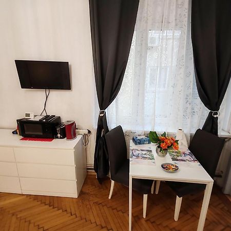 Studio Ultracentral Universitatea Βουκουρέστι Εξωτερικό φωτογραφία