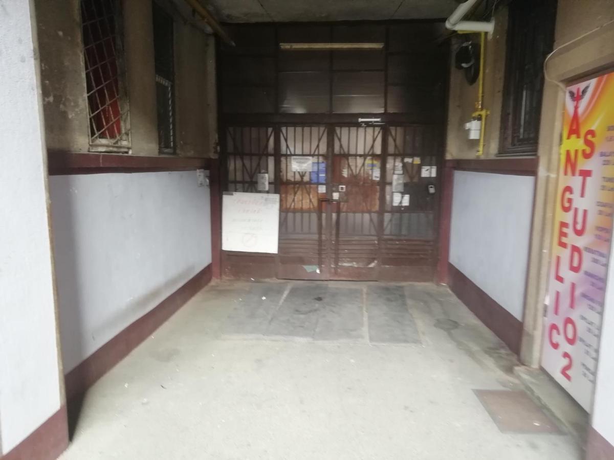 Studio Ultracentral Universitatea Βουκουρέστι Εξωτερικό φωτογραφία