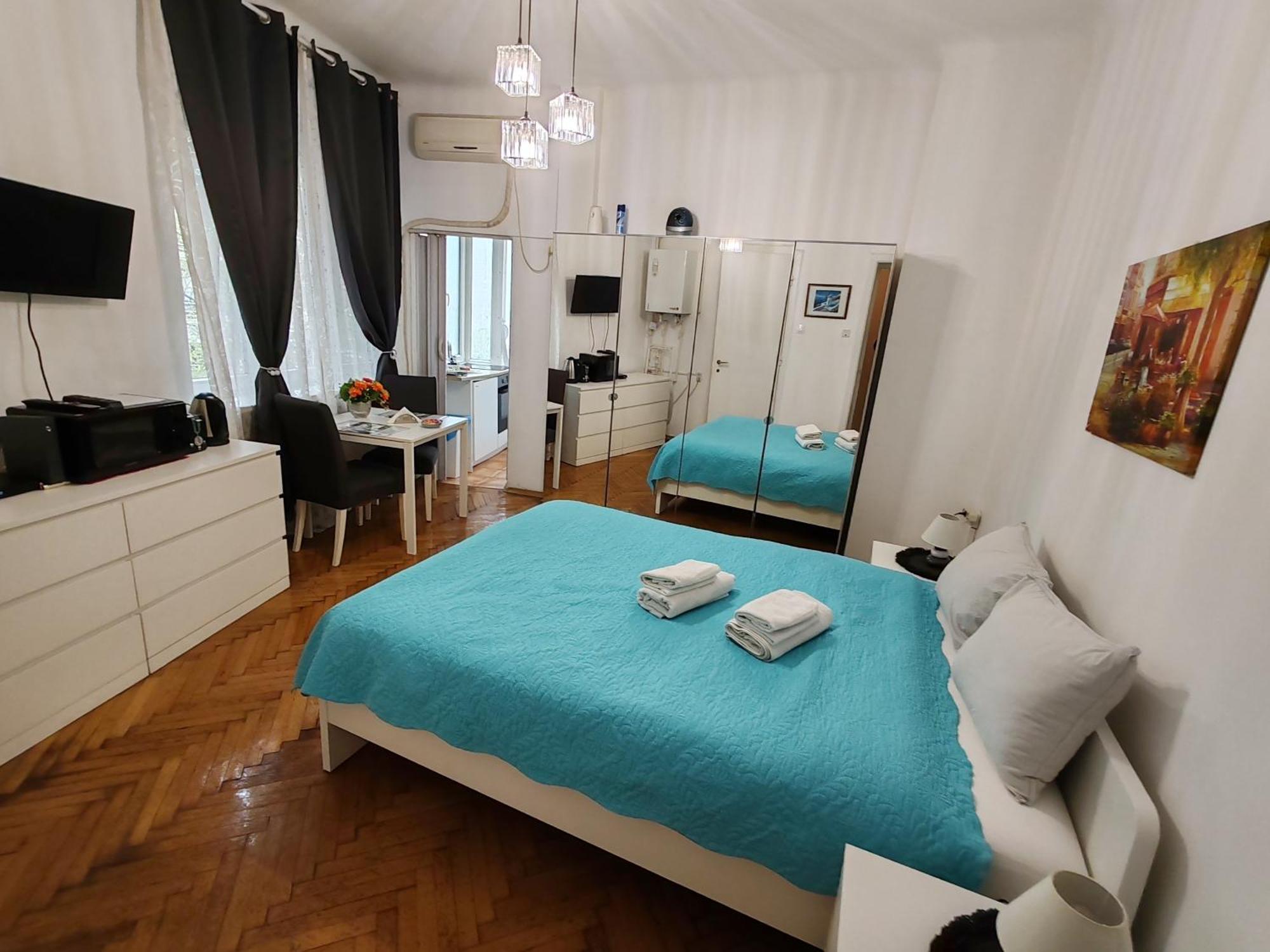 Studio Ultracentral Universitatea Βουκουρέστι Εξωτερικό φωτογραφία